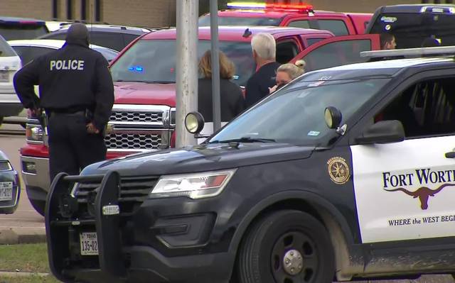 Tiroteo en Texas deja al menos 8 heridos y 3 muertos