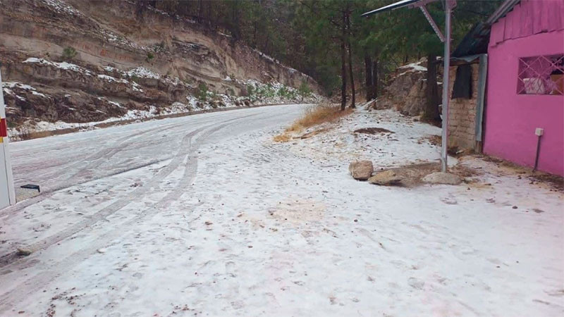 «Nieve y frío extremo azotan a Durango: la segunda tormenta invernal deja aldeas sumidas en blanco y bajas temperaturas que ponen a prueba la resistencia»